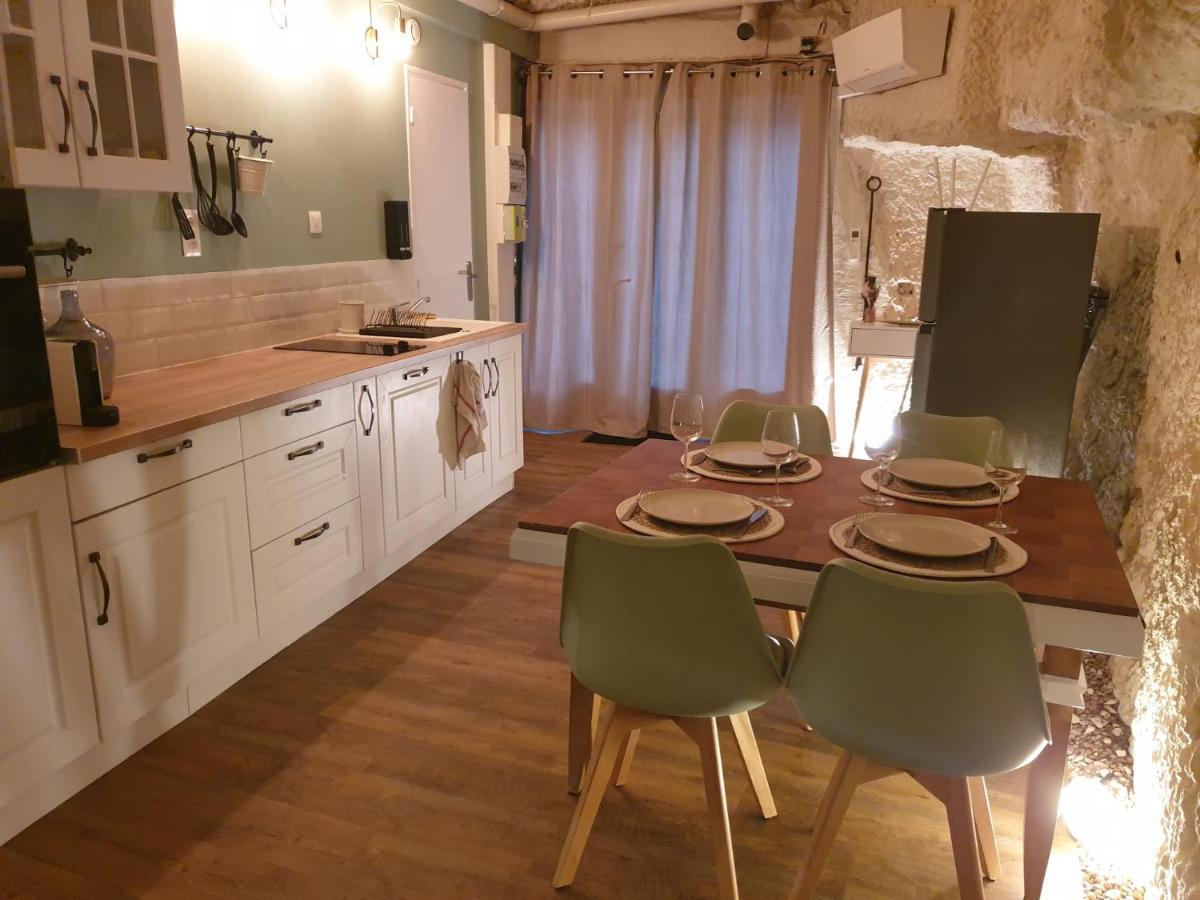 La Grotte Du Bonheur Apartment Cangey Luaran gambar